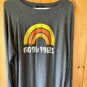 “Good Vibes” long sleeve - L